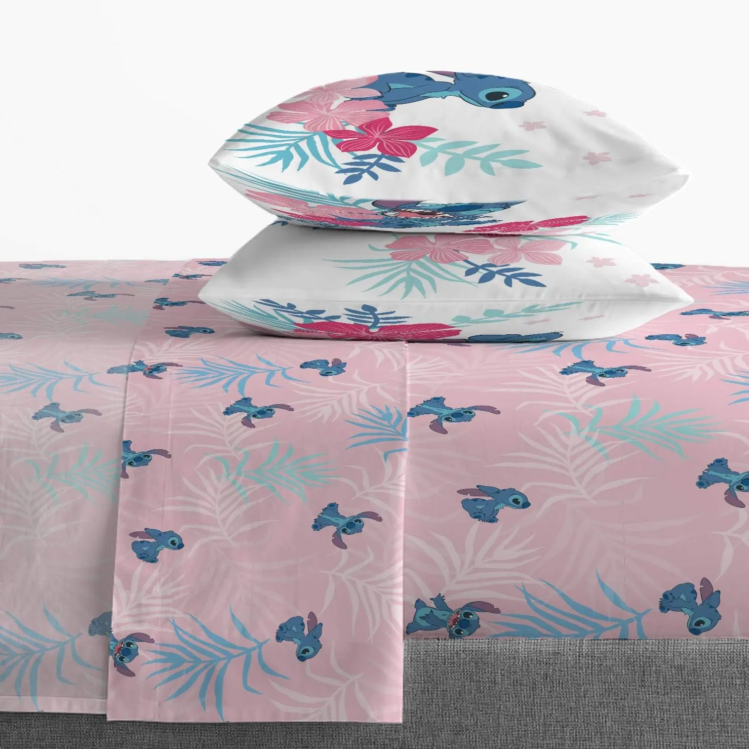 Jay Franco Disney Lilo & Stitch Paradise Dream 7 Piece Queen Bed Set - Includes Reversible Comforter & Sheet Set Bedding - Super Soft Fade Resistant Microfiber (Official Disney Product)