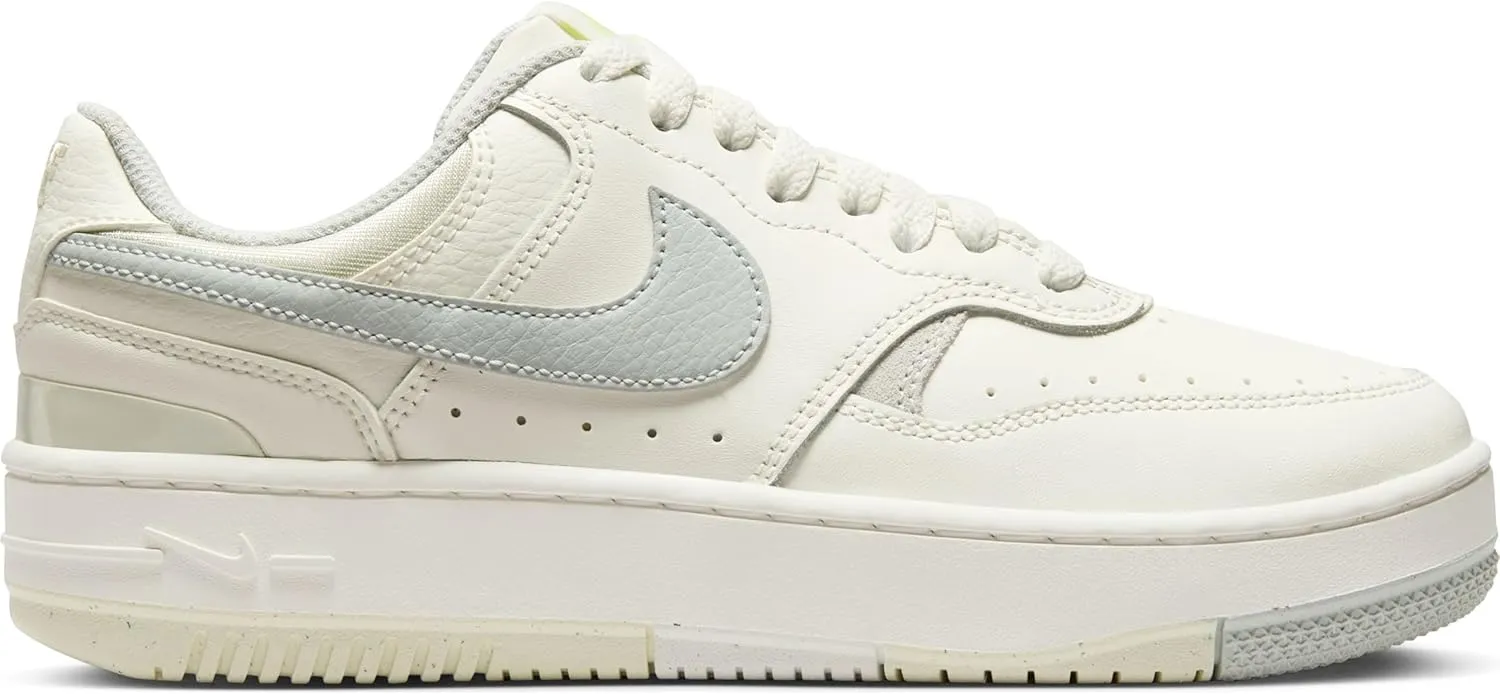 Nike Women's Laced Shoes