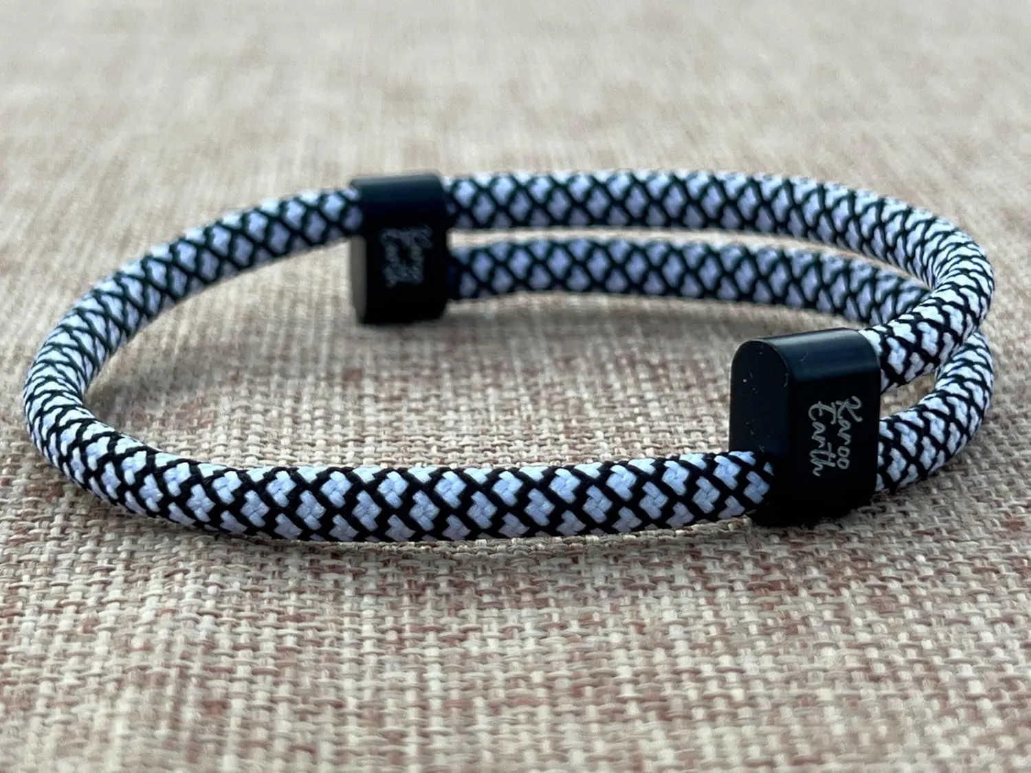 Unisex Adjustable Rope Bracelet - Durable Waterproof Surfer Fashion Bracelet for Men - Handmade Paracord Bracelets - Survival Adjustable Bracelet - Bracelets for men and Women